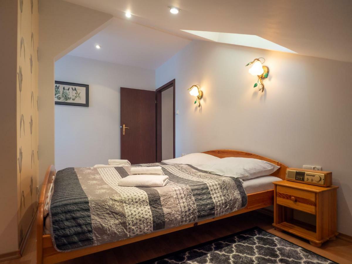 فندق Sajmino Family House أوسترودا المظهر الخارجي الصورة